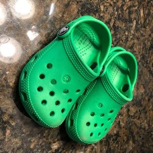 Boys crocs